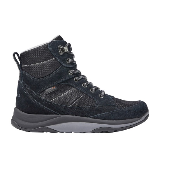 snow sneakers womens